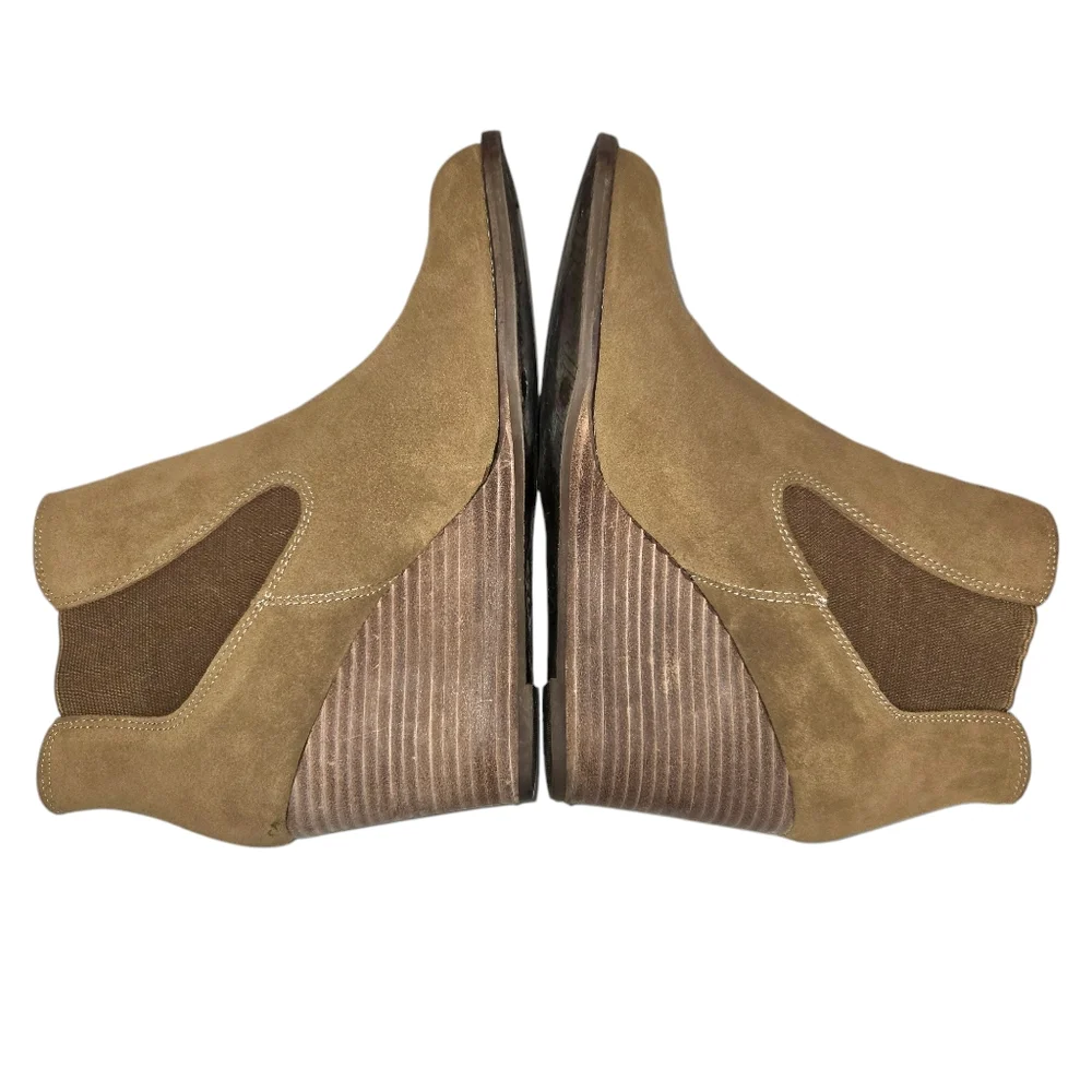 Lucky Brand Sz 10 Yamka Leather‎ Pull-on Almond-toe Chelsea Ankle Bootie